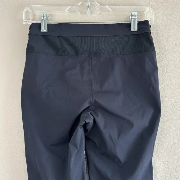 On Run on Clouds Black Leggings Tights Long - Picture 7 of 9